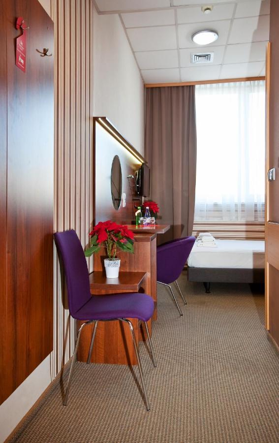 Hotel Aspel 크라쿠프 외부 사진